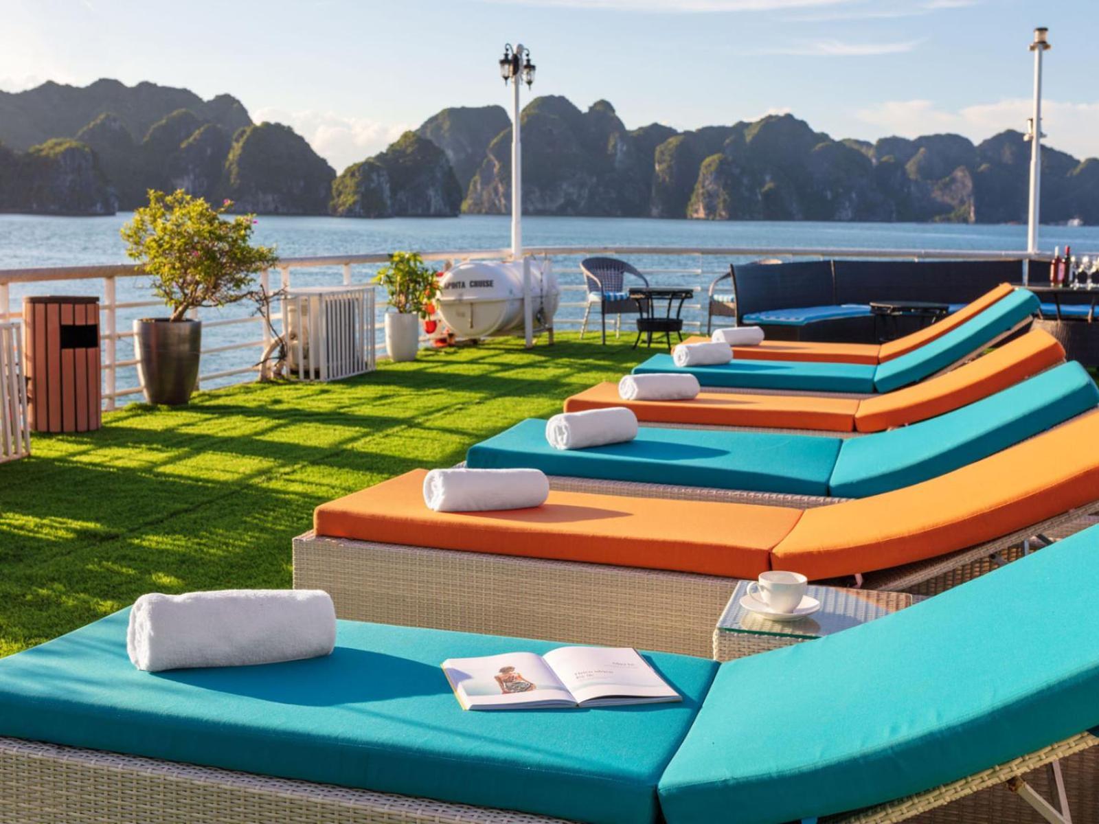 Halong Luxury Cruise Hotel Hạ Long Ngoại thất bức ảnh