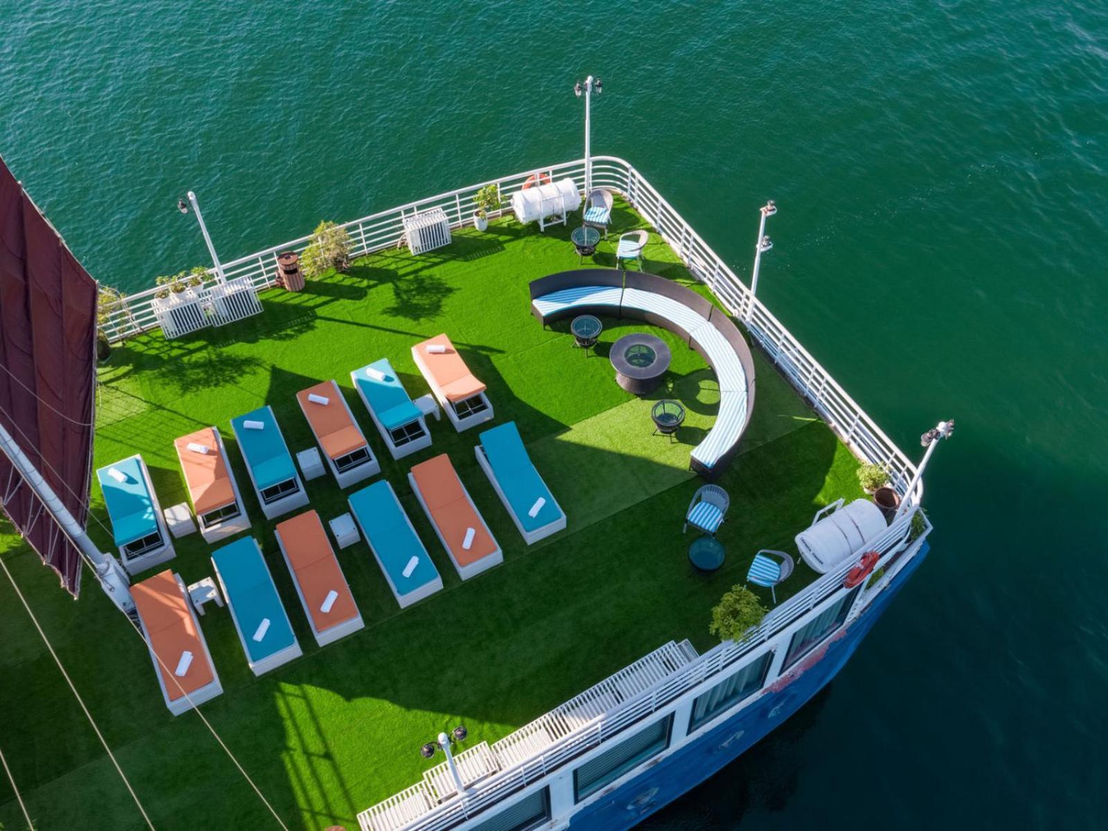Halong Luxury Cruise Hotel Hạ Long Ngoại thất bức ảnh